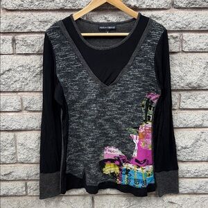 Women's Artistic Black and Gray Long Sleeve Top